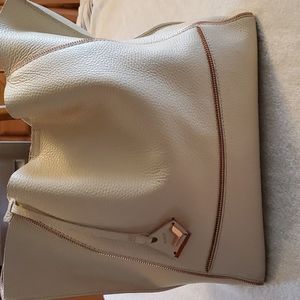 BOTKIER TOTE IN THE CREAM/IVORY COLOR, WITH ROSE GOLD ZIPPER TRIM